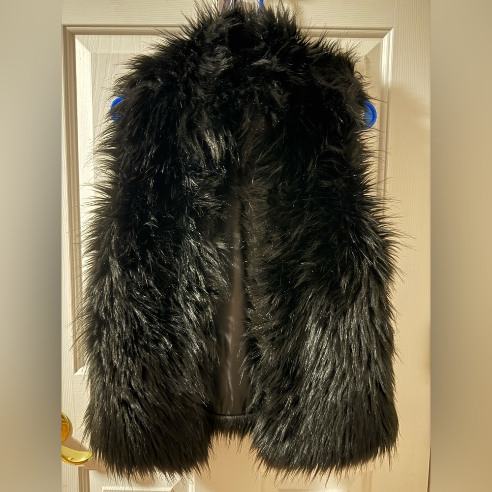 NEW?? Forever 21 Black Faux Fur Outerwear